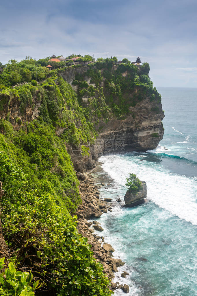 在印度尼西亚巴厘岛乌卢瓦图悬崖与展厅图片