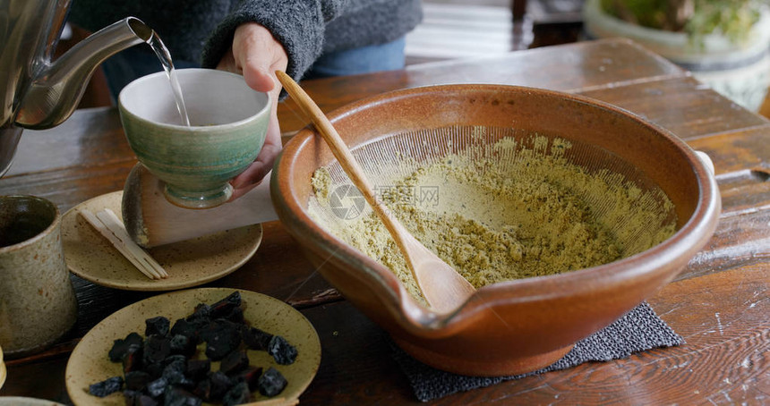 传统土茶制作过程HakkaL图片
