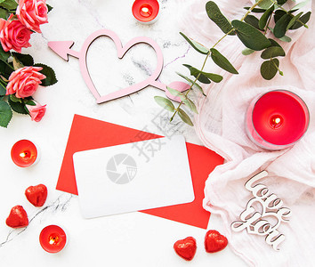 情人节浪漫背景贺卡蜡烛和大理石图片