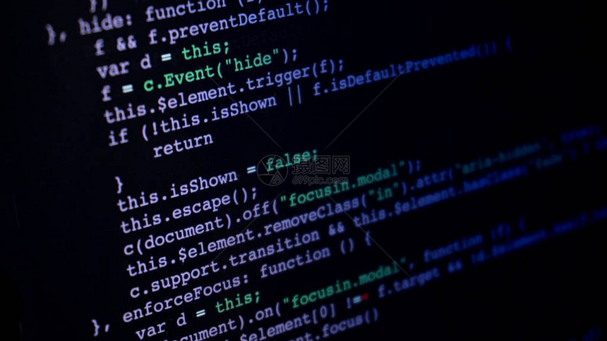 程序编程脚本应用程序代码正在从计算机屏幕终端运行黑图片