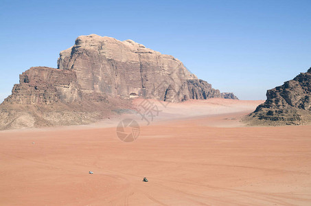 Jorda瓦迪拉姆沙漠全景图片