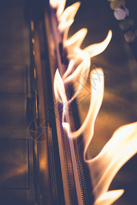 乙醇气体的现代生物火炉壁智能生态替代技术乙醇特写镜头上的当代生物燃料节能创背景图片