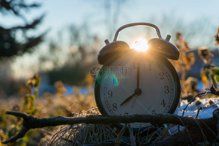 清晨AlarmClamclock图片