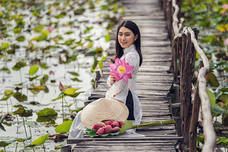 美丽的越南女人肖像图片