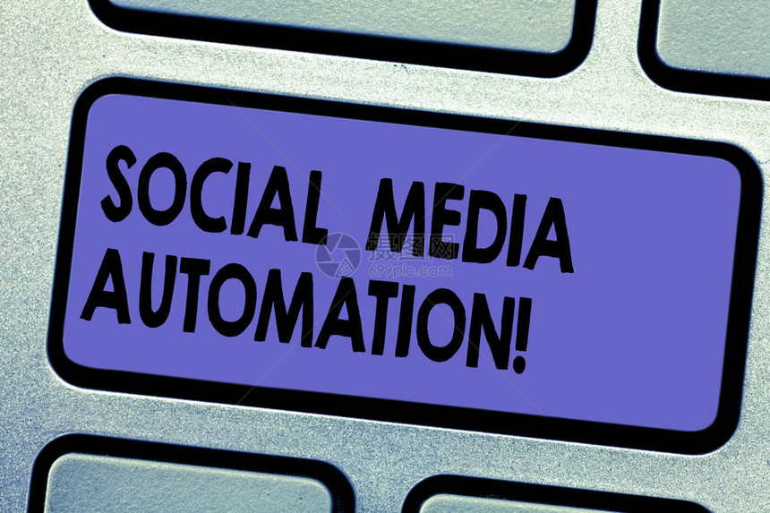 文字书写文本社交媒体自动化将内容发布到社交媒体的自动化的业务概念键盘意图创建计算机消息图片