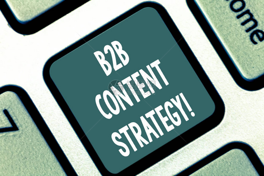 显示B2B内容策略的书写笔记商业照片展示分发策划相关和有价值的内容键盘意图创建计算机消息图片