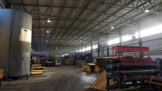生产胶合板的商店加工商业木材木制工图片