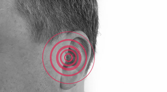 听力损失男中耳炎症状图片
