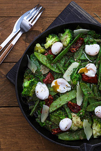绿色蔬菜炒薯健康食图片