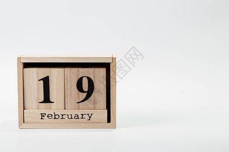 2月19日Wooden日历白背图片