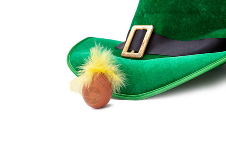 小妖精的圣帕特里克节服装帽子在白色背景的爱尔兰绿图片
