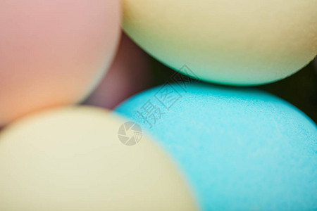 彩绘复活节鸡蛋的特写背景图片
