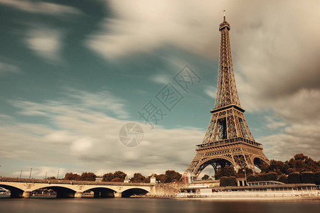 法国巴黎的塞纳河背景图片