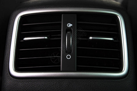 现代汽车的内部汽车空调图片