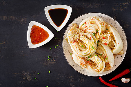 白菜泡菜白韩国传统食品发酵食品素食概念图片