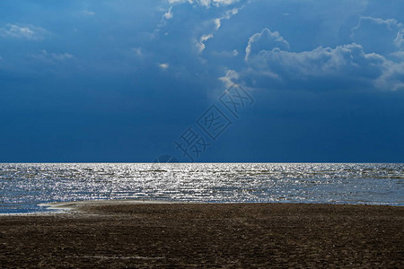 预计将在佩普西湖上空发生暴风雨图片