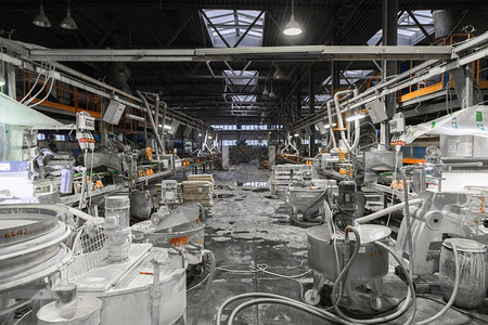 工厂的混凝土搅拌罐达斯地机械和其他沙土及混凝土加图片