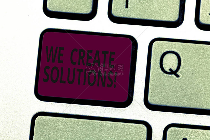 手写文字书写我们创建解决方案解决问题或处理困难情况的概念意义方法键盘意图创建计算机消图片