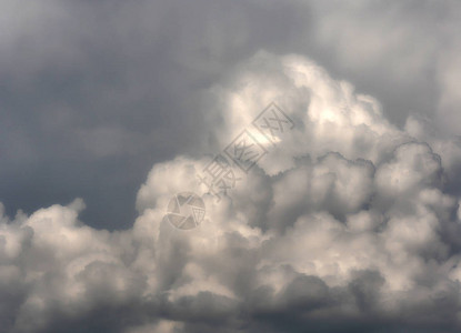 大云变焦风景图片