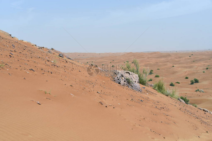 Rock和Sharjah沙漠地区图片