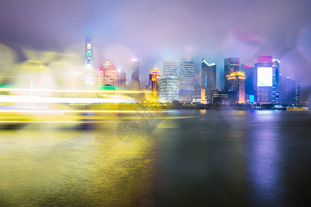 深夜在上海广浦河和图片