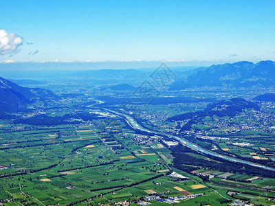 瑞士圣加仑州的莱茵河图片
