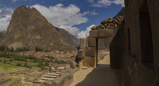 秘鲁库斯科省Ollantaytambo考古遗址的Diez图片