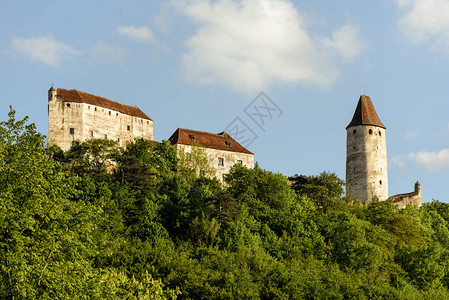 奥地利中世纪城堡Seebenstein的外门彩色摄影图片