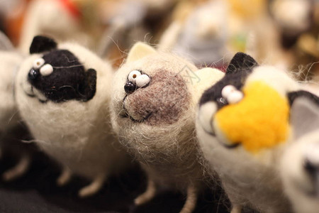 手工制作的可爱的毛毡玩具猫老鼠用羊图片