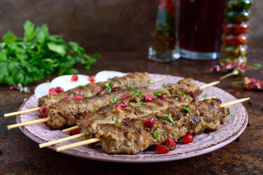 kebab是阿拉伯传统菜图片
