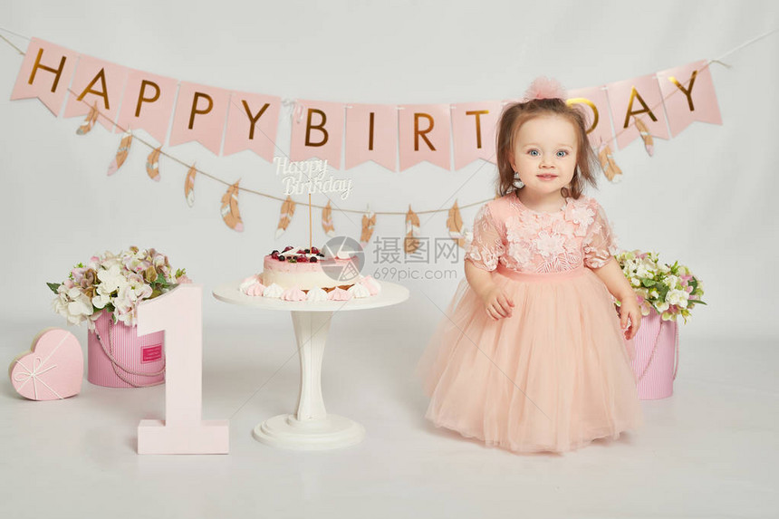 女孩生日蛋糕1岁图片