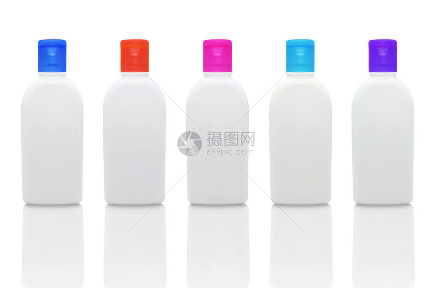 一套化妆品假冒塑料瓶在白图片