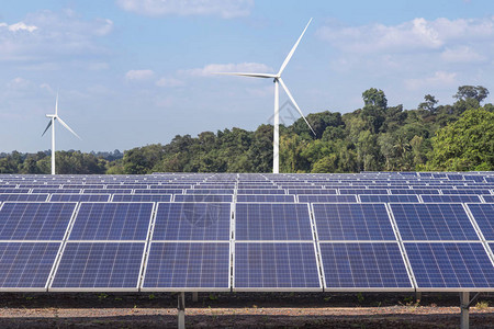 具有风力涡轮机的太阳能电池在混合发电厂系统站中发电替代可图片
