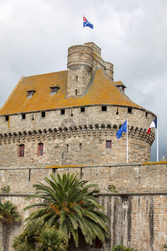 布列塔尼公爵夫人安妮城堡位于城墙内图片