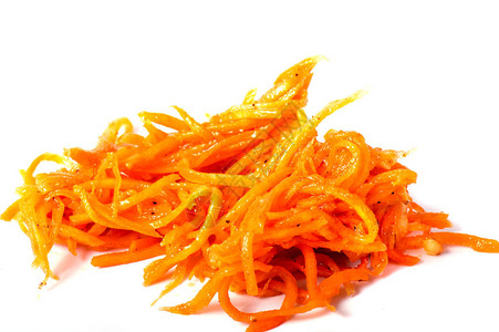 新鲜胡萝卜沙拉韩国辣蔬菜沙拉在木桌上的碗里维生素菜图片