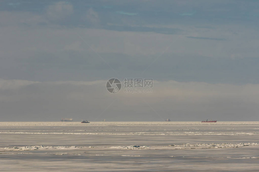 俄罗斯圣彼得堡克伦什塔德特芬兰湾托尔布图片