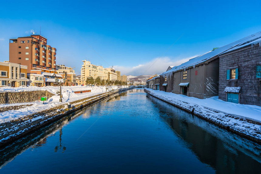 日本北海道冬季和雪季的大田运河风景美图片