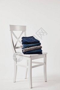 木椅白色折叠牛仔裤图片