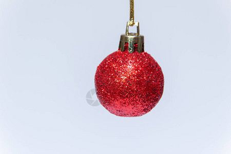 圣诞装饰的红球图片