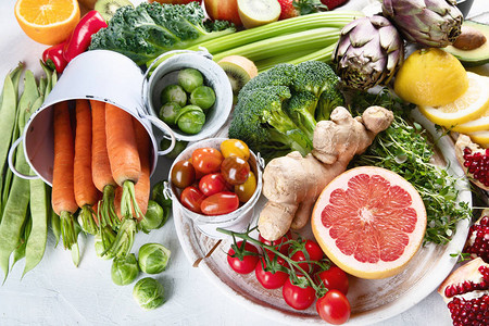 有机食品背景健康的烹饪原料新鲜水果和蔬菜带有复图片