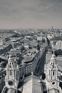 伦敦屋顶景观全景与城市建筑图片