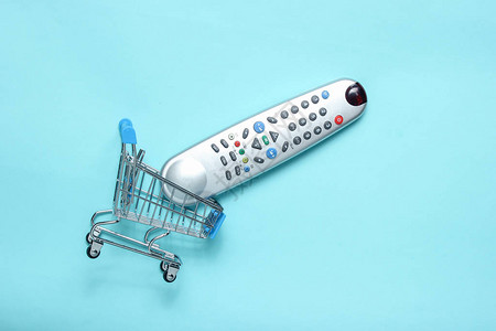 购买蓝底消费者概念现代技术最低限量的购物车Tv图片