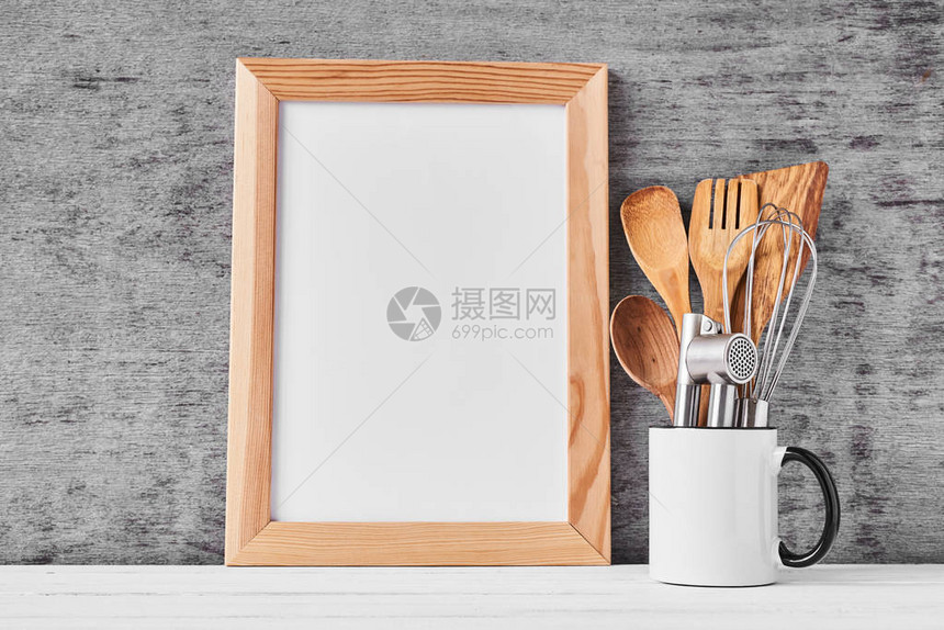 食谱和菜单背景厨房用具和带复图片