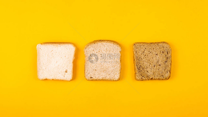 三种不同类型的吐司面包图片