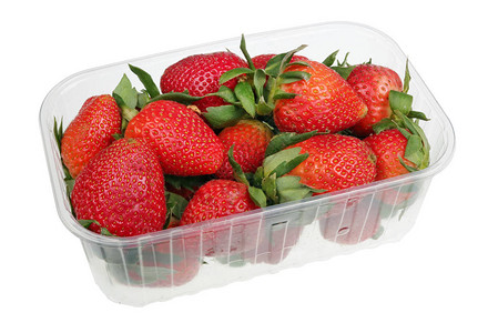 在工业塑料箱中种植大草莓浆图片