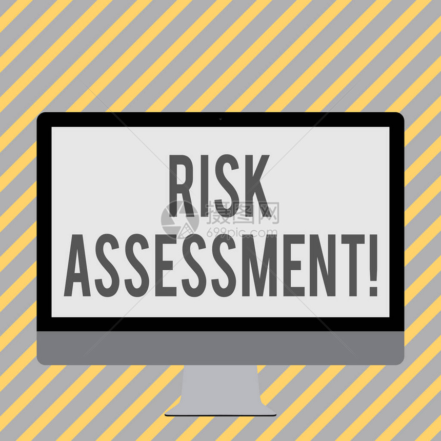 显示风险评估的概念手写概念意义评估涉及预计活动的潜在风险白色计算机显示器宽屏图片