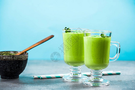 Matcha绿色茶图片