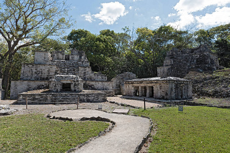 Muyil考古遗址QuintanaRooMexico的图片