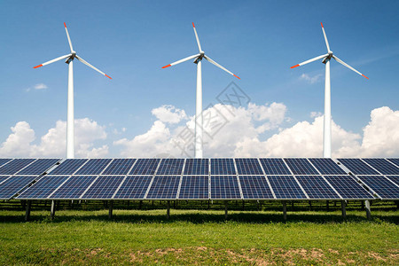 太阳能电池板和风力涡轮机的照片拼贴可持续资源的概图片
