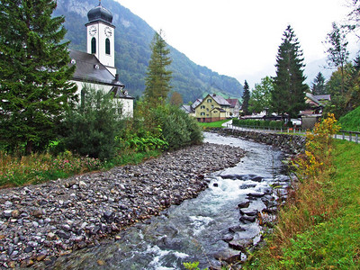 Stein定居点和Obertoggenburg地区的Thur河图片